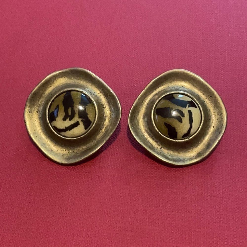 Vintage signed Norma Jean gold bronze tone Clip-On Earrings estate fashion